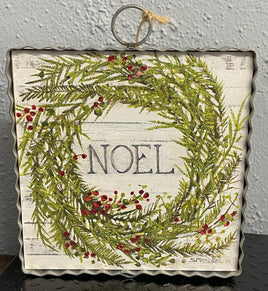 Noel Wreath Mini